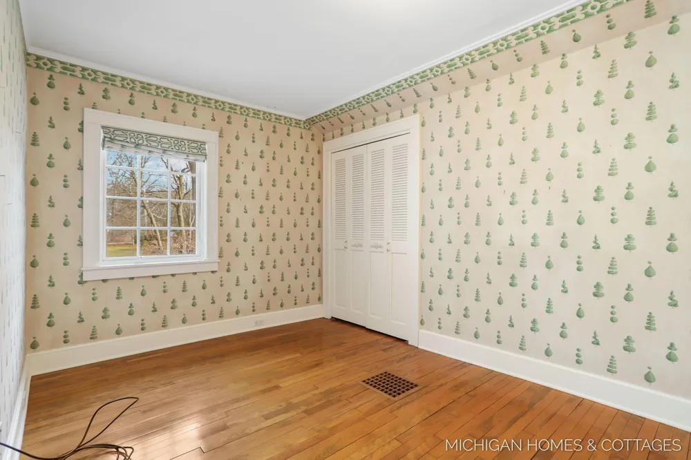 714 Shore Drive Park Township, MI 49424
