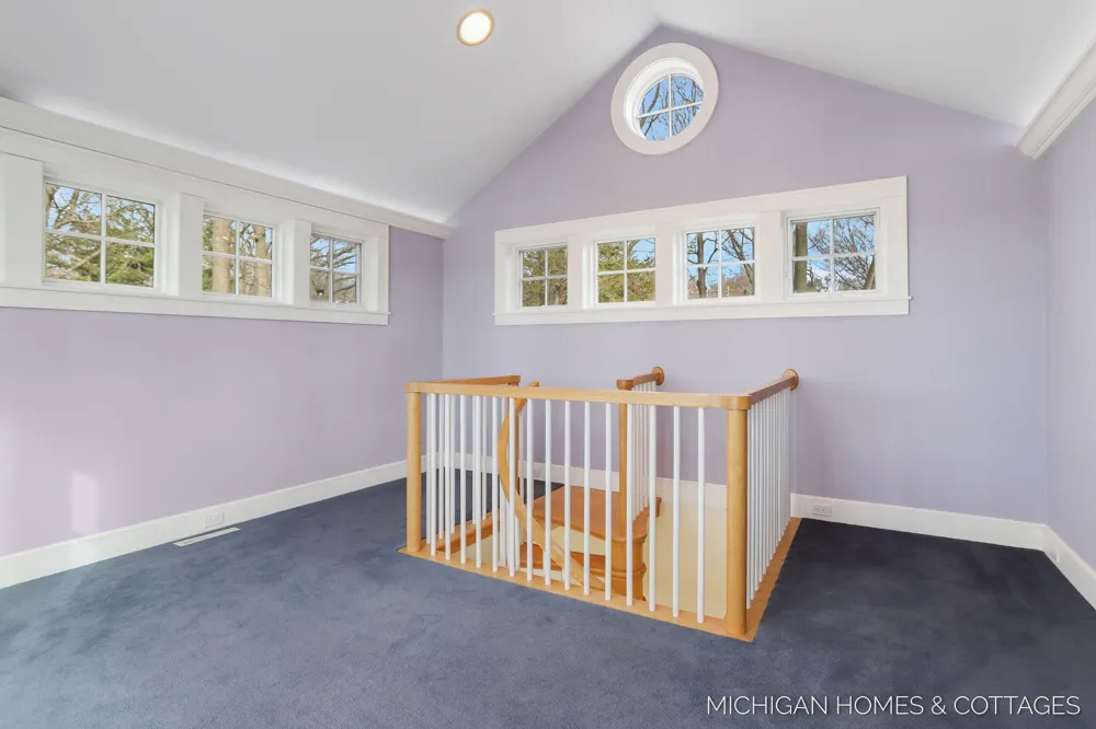 714 Shore Drive Park Township, MI 49424