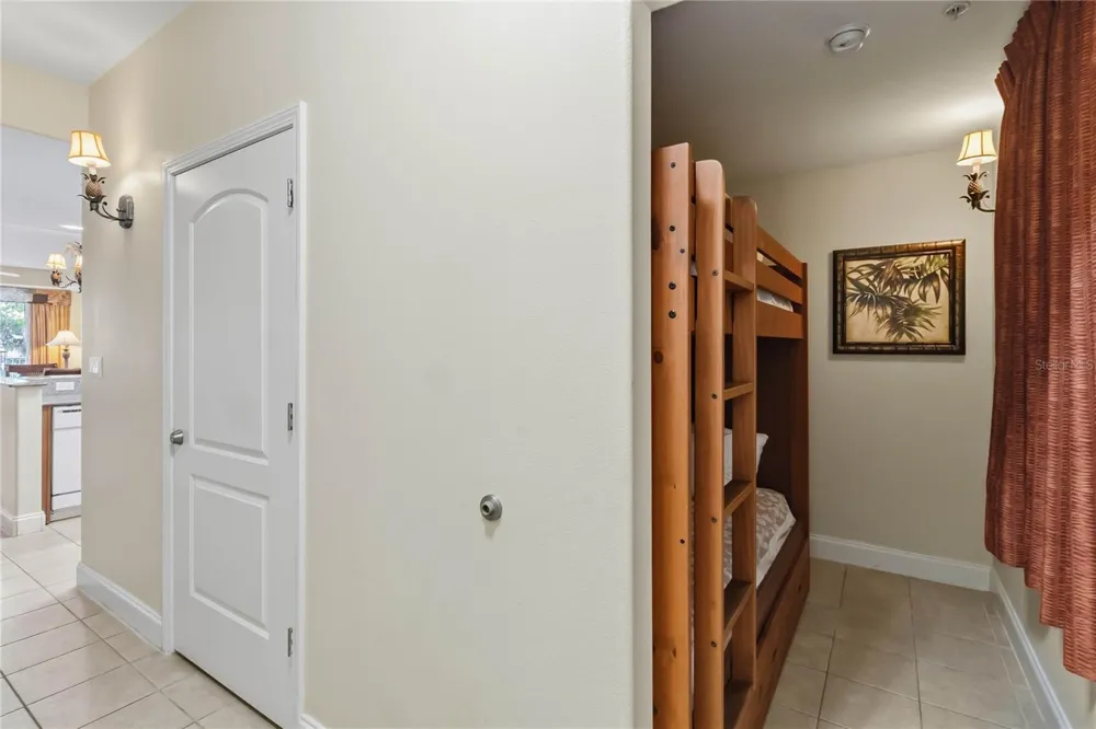 13427 BLUE HERON BEACH DRIVE #104 Orlando, FL 32821