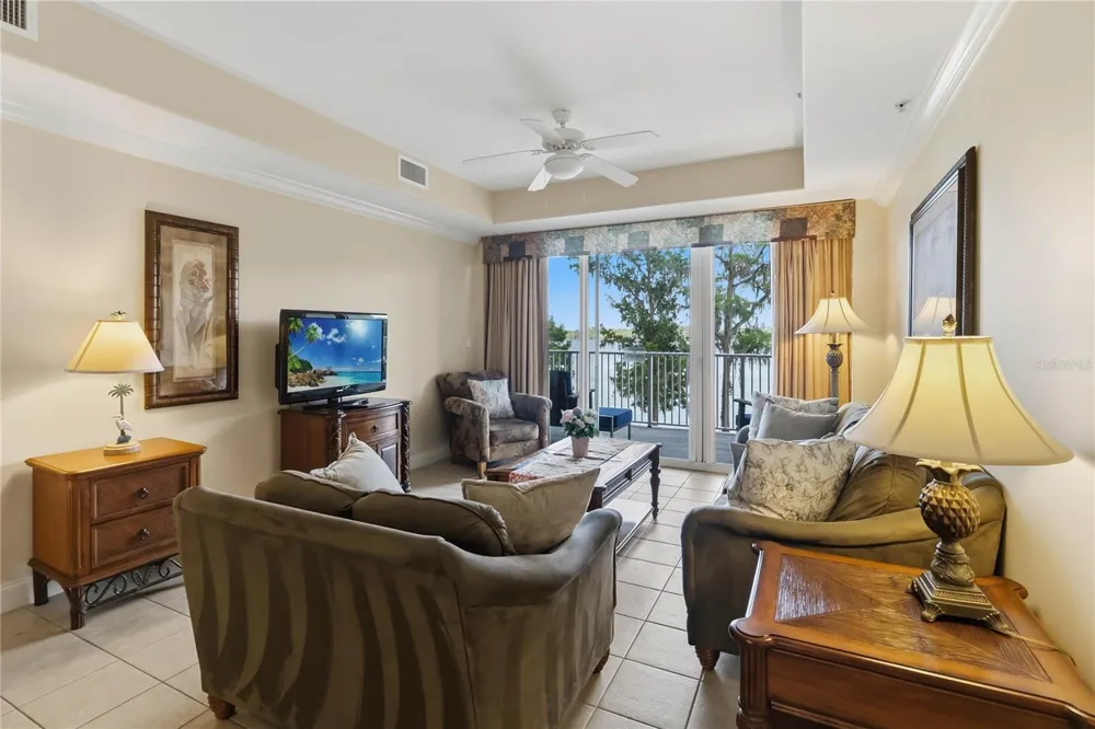 13427 BLUE HERON BEACH DRIVE #104 Orlando, FL 32821