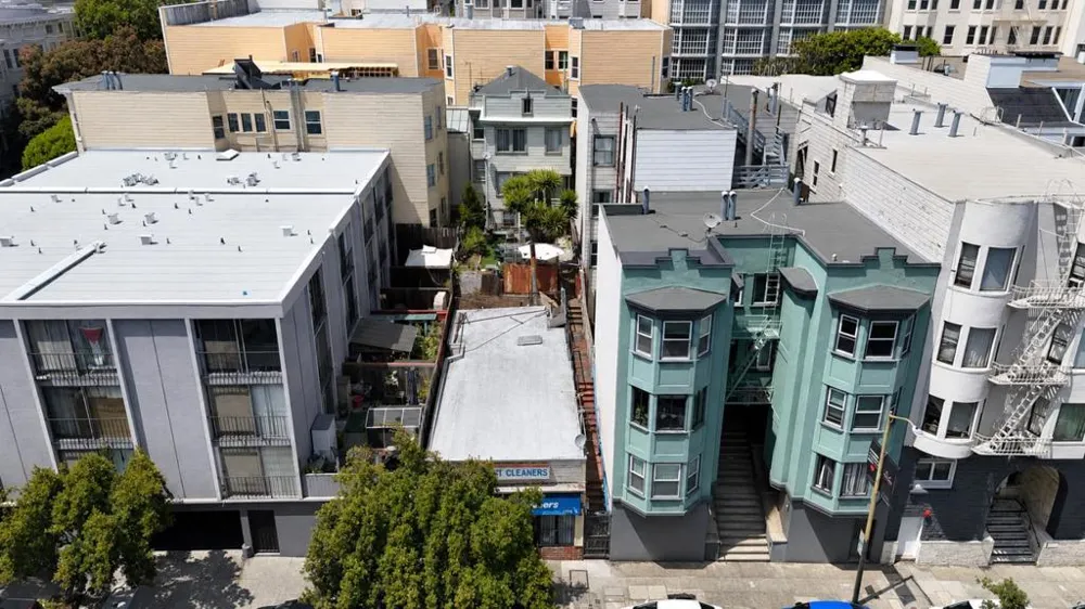 1176 Pine Street San Francisco, CA 94109