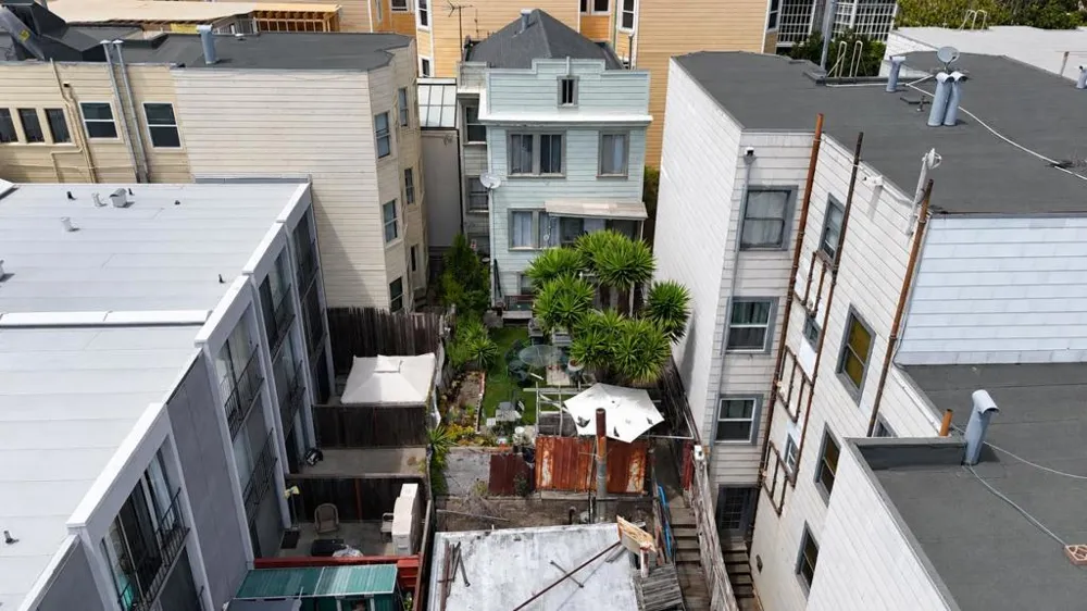 1176 Pine Street San Francisco, CA 94109