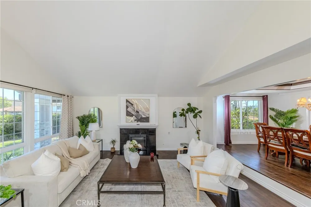 6415 E Stonebridge Anaheim Hills, CA 92807