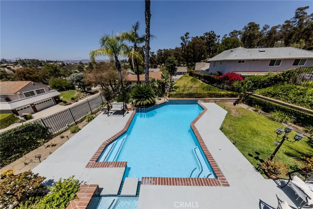 6415 E Stonebridge Anaheim Hills, CA 92807