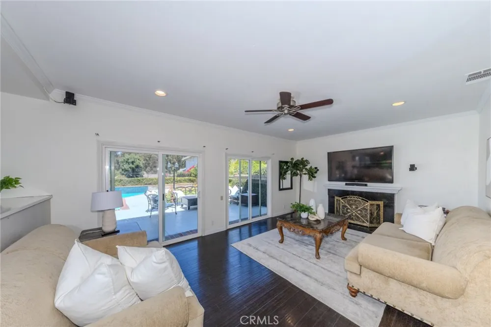 6415 E Stonebridge Anaheim Hills, CA 92807
