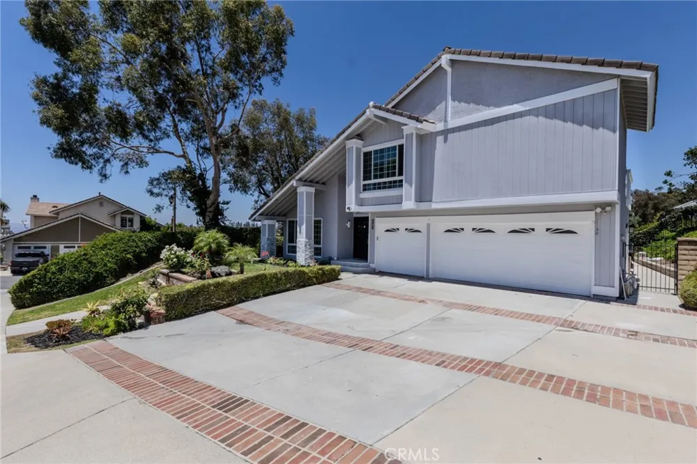 6415 E Stonebridge Anaheim Hills, CA 92807