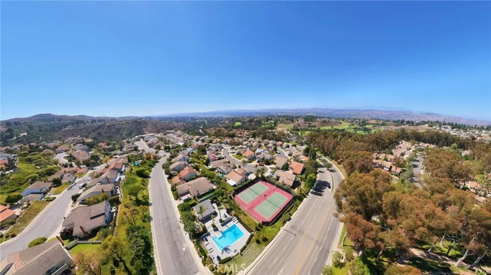 6415 E Stonebridge Anaheim Hills, CA 92807