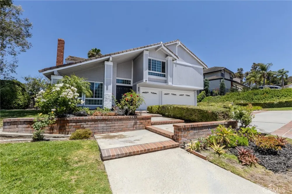 6415 E Stonebridge Anaheim Hills, CA 92807
