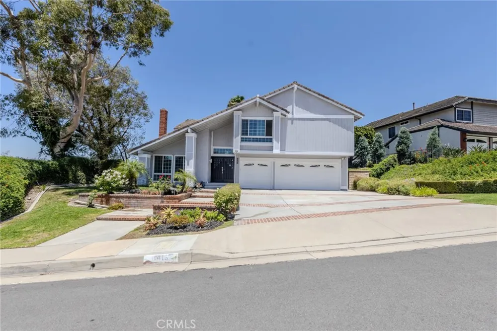 6415 E Stonebridge Anaheim Hills, CA 92807