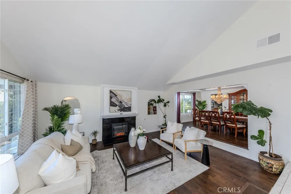 6415 E Stonebridge Anaheim Hills, CA 92807