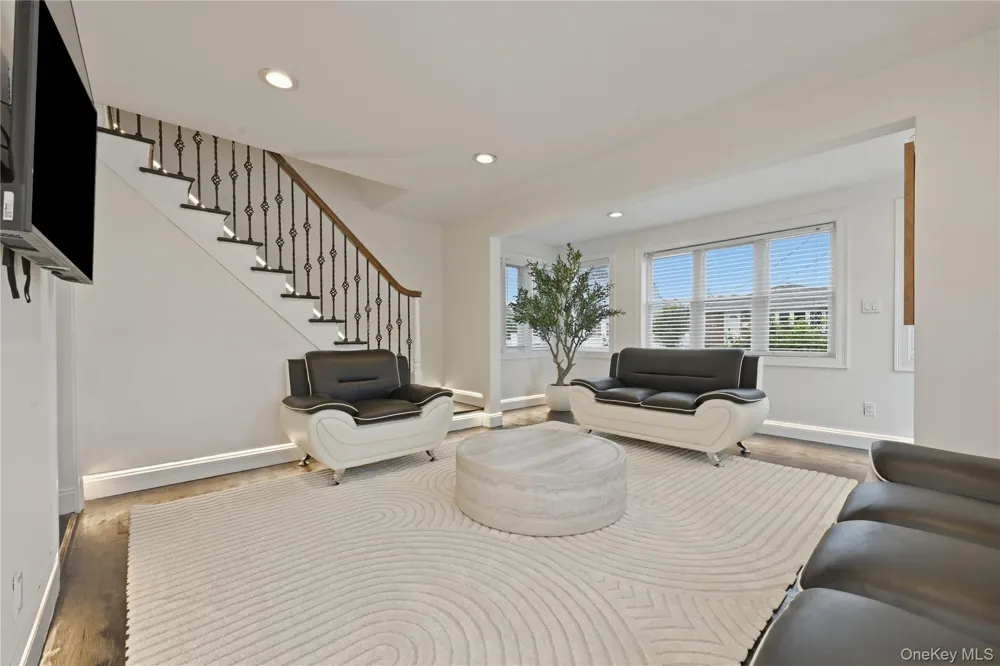 6 Prospect Street Hicksville, NY 11801