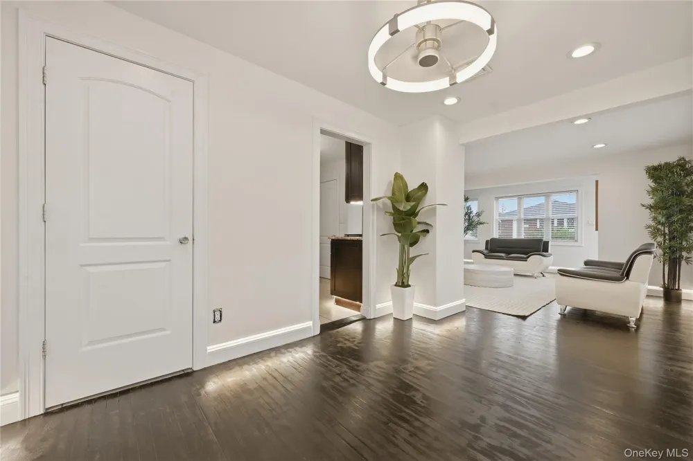 6 Prospect Street Hicksville, NY 11801