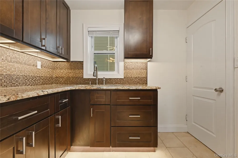 6 Prospect Street Hicksville, NY 11801