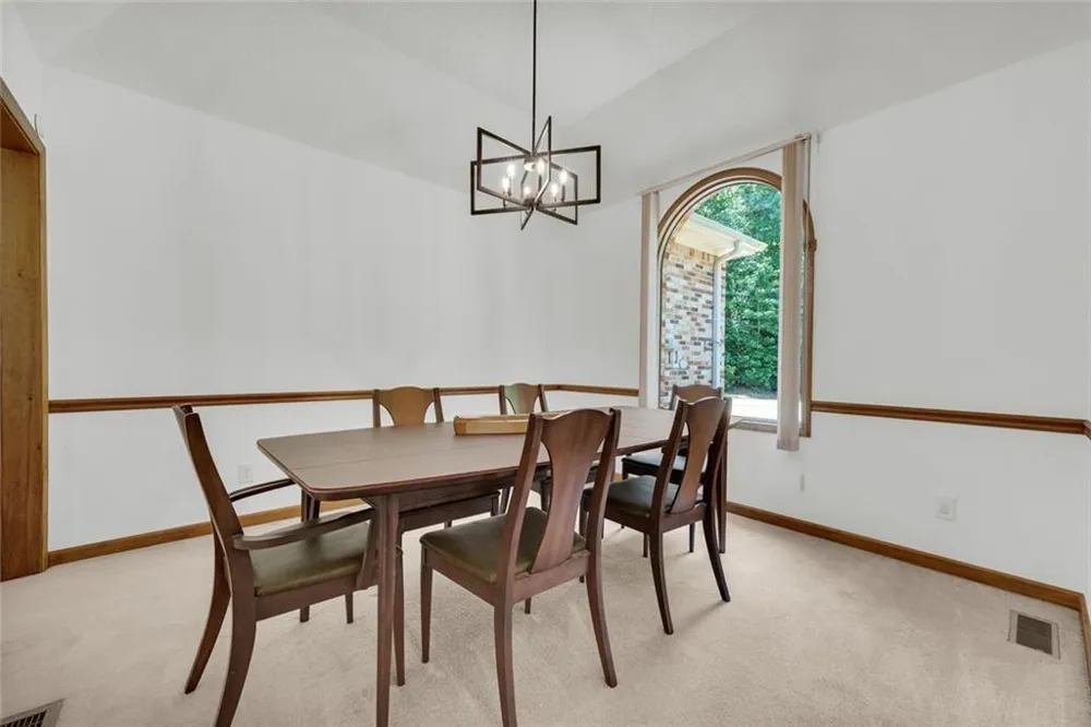 160 Quail Ridge Drive Cleveland, GA 30528