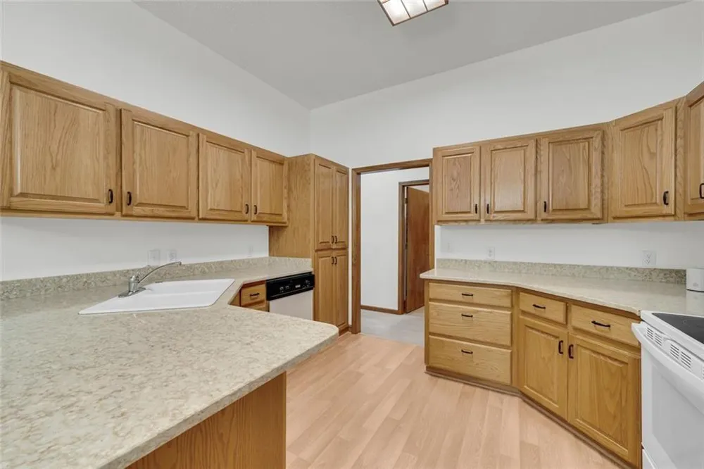 160 Quail Ridge Drive Cleveland, GA 30528