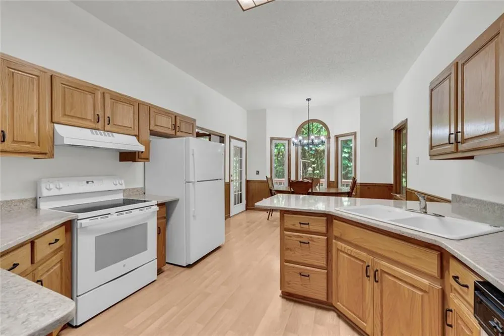 160 Quail Ridge Drive Cleveland, GA 30528