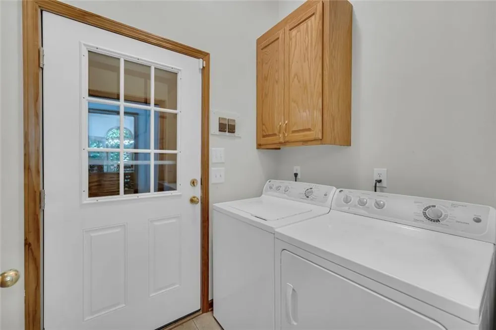 160 Quail Ridge Drive Cleveland, GA 30528