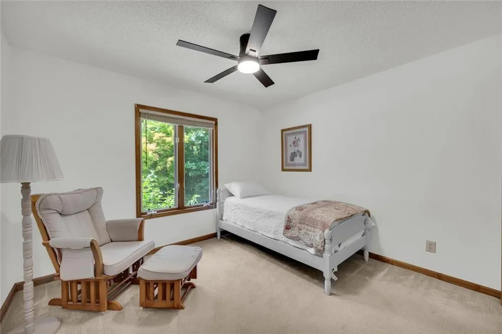 160 Quail Ridge Drive Cleveland, GA 30528