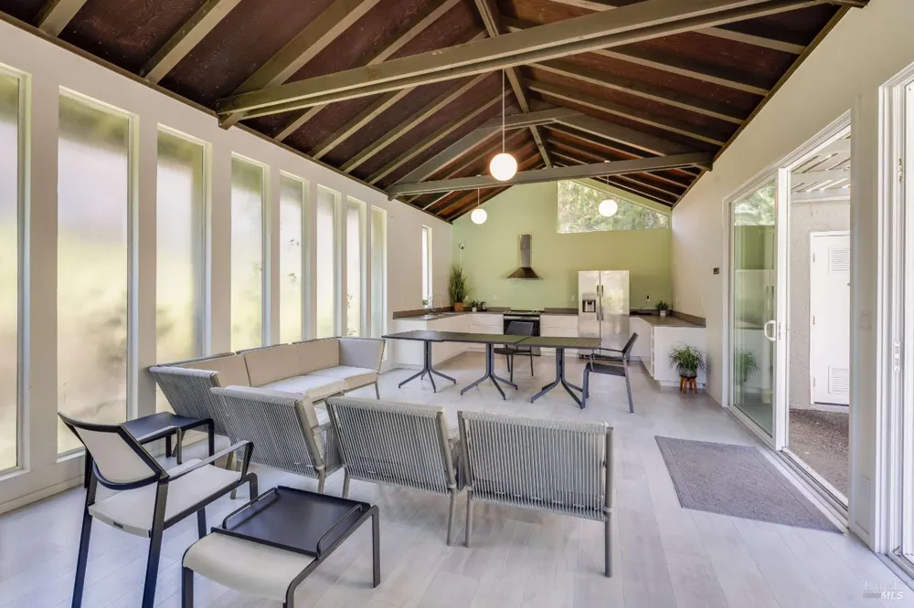 22 Anchorage Road Sausalito, CA 94965