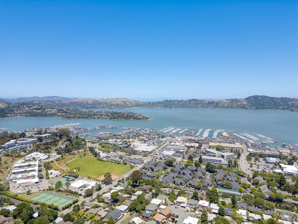 22 Anchorage Road Sausalito, CA 94965