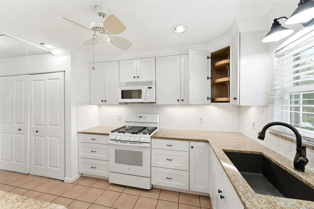 820 S HILL AVENUE #40 Deland, FL 32724