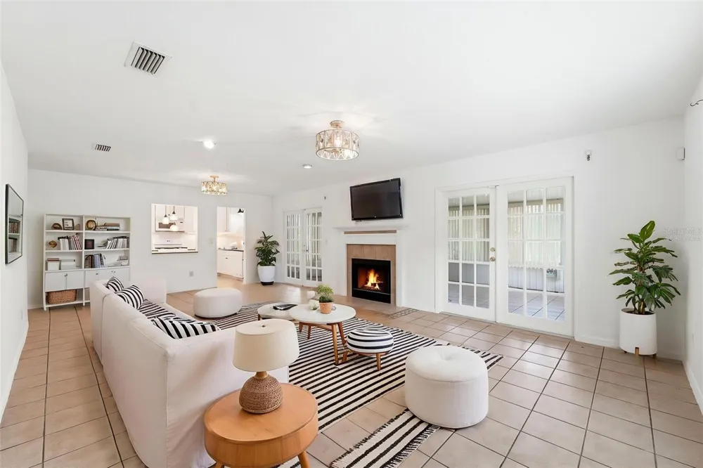 820 S HILL AVENUE #40 Deland, FL 32724