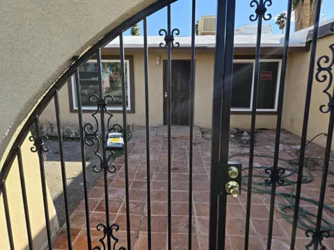 44121 Shadow Way