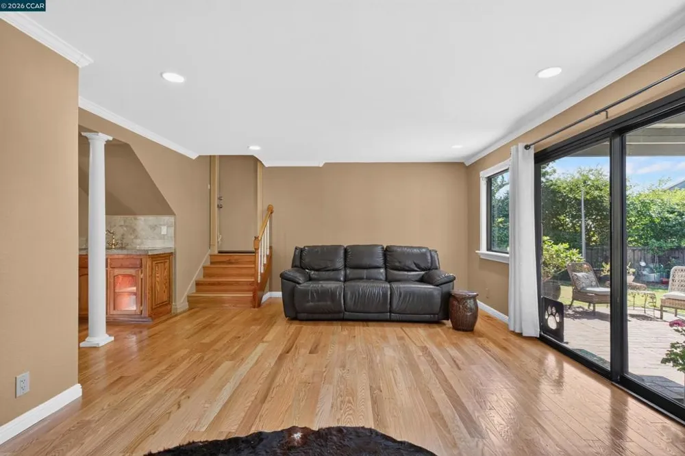 423 Duperu Dr Crockett, CA 94525