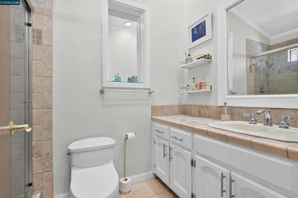 423 Duperu Dr Crockett, CA 94525