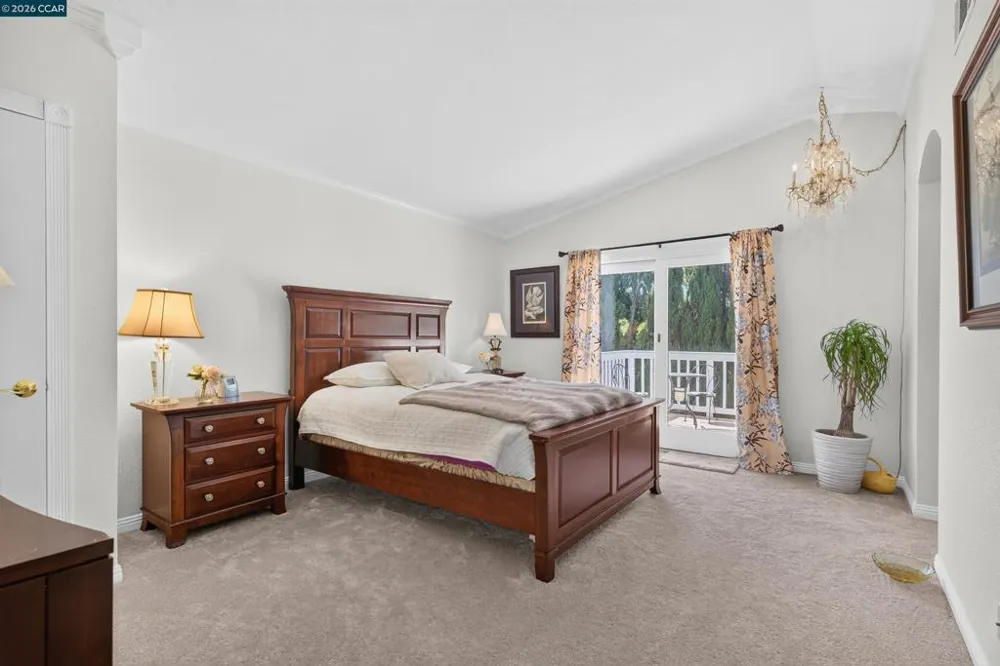 423 Duperu Dr Crockett, CA 94525