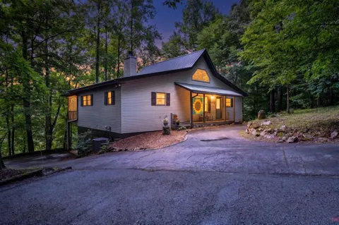 5875 Brasstown Creek Est