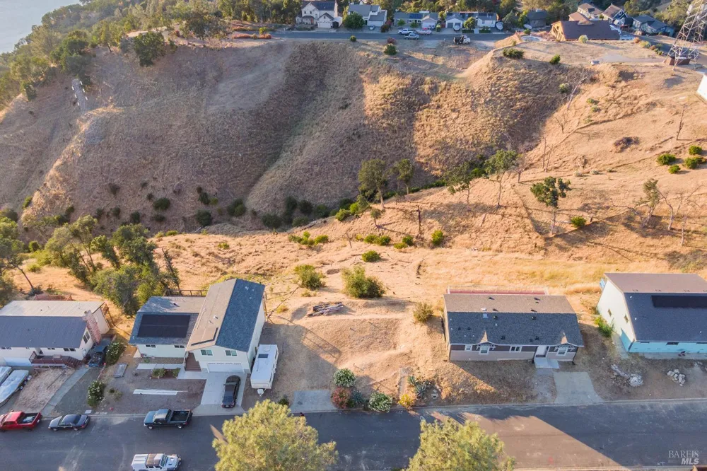 220 Manzanita Lane Napa, CA 94558