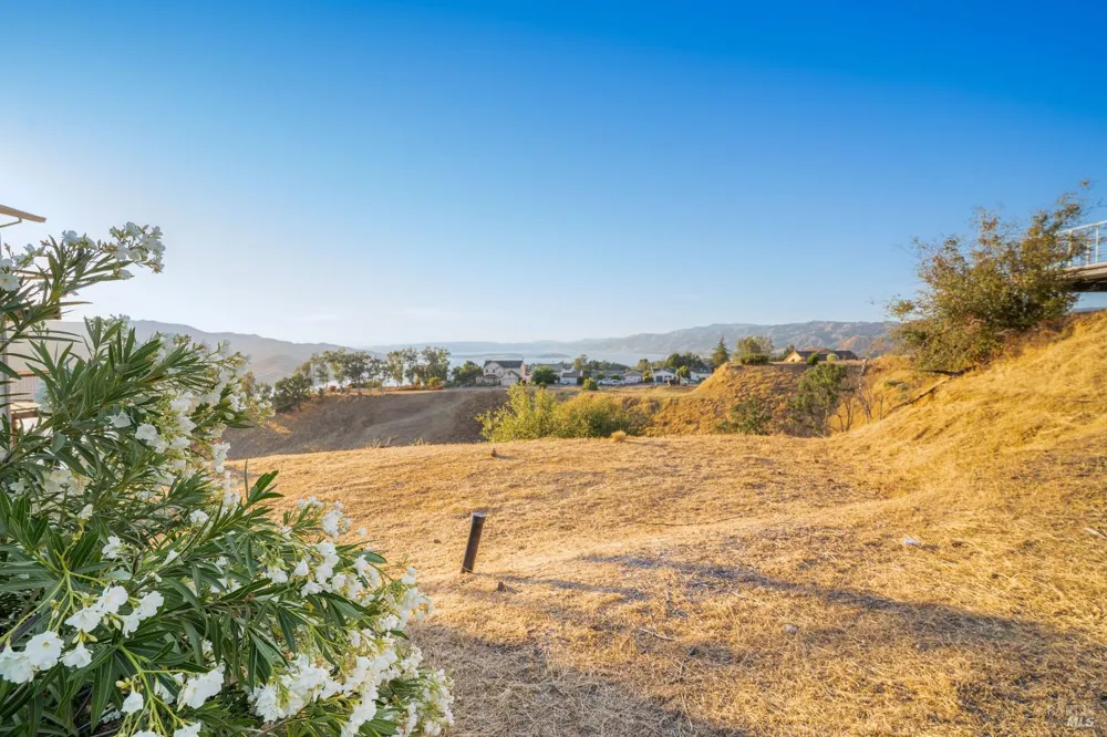 220 Manzanita Lane Napa, CA 94558