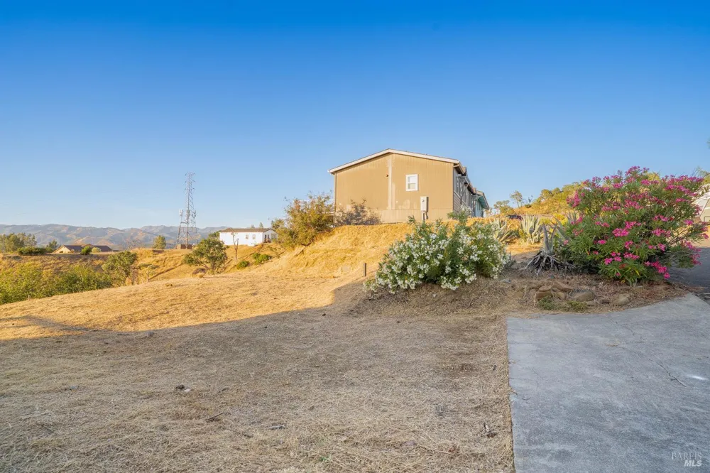 220 Manzanita Lane Napa, CA 94558
