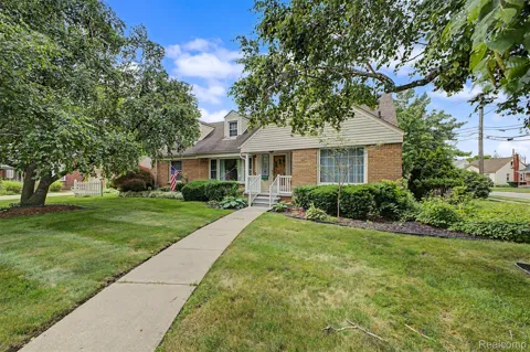 21236 Outer Drive