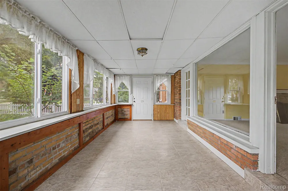 21236 Outer Drive Dearborn City, MI 48124