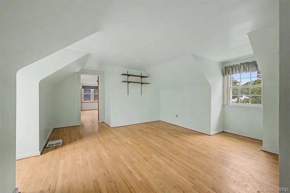 21236 Outer Drive Dearborn City, MI 48124