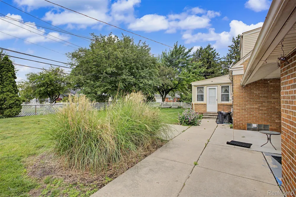 21236 Outer Drive Dearborn City, MI 48124