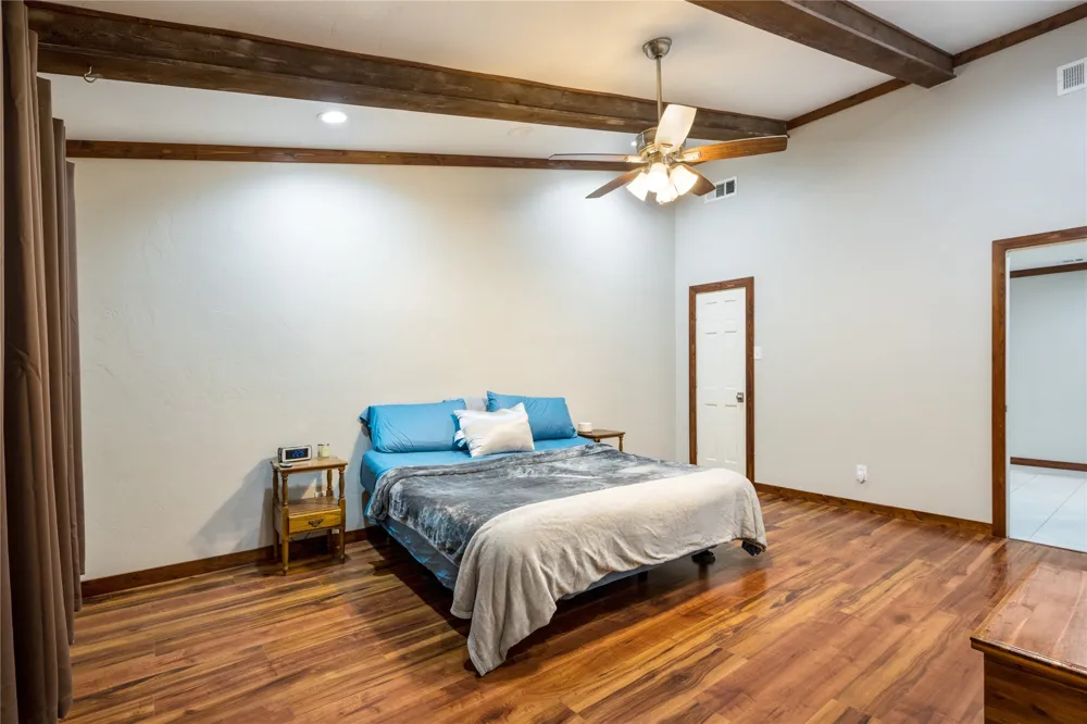 207 Shadowwood Trail Ovilla, TX 75154