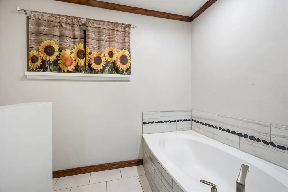 207 Shadowwood Trail Ovilla, TX 75154