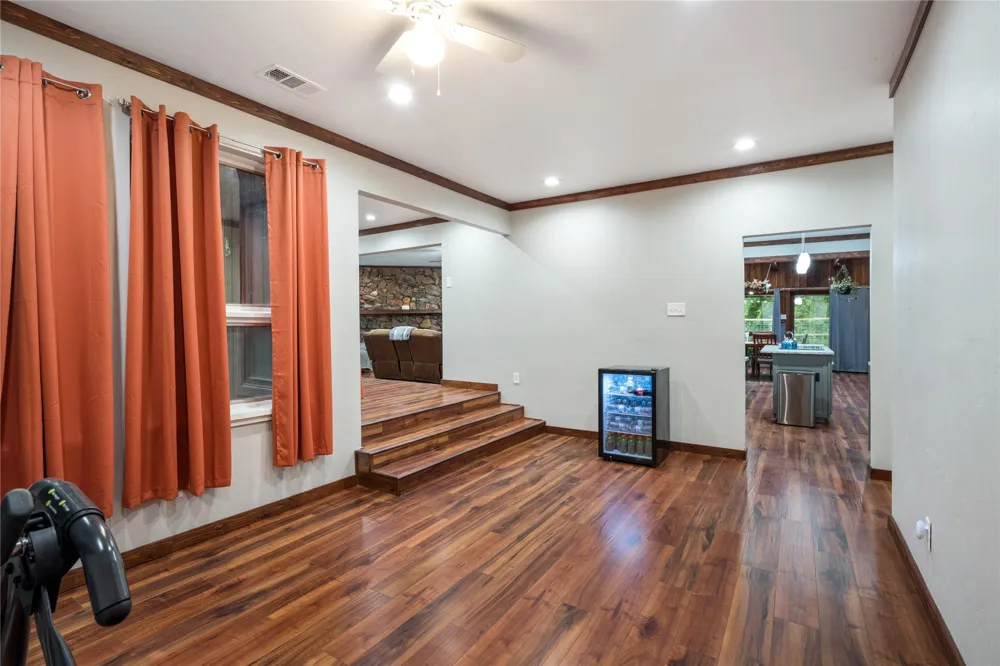207 Shadowwood Trail Ovilla, TX 75154