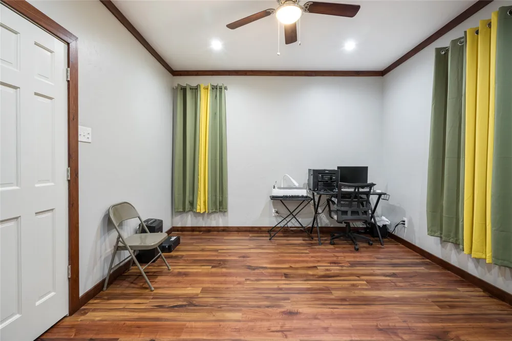 207 Shadowwood Trail Ovilla, TX 75154