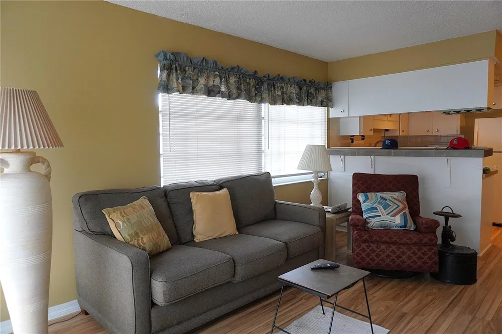 4315 TAHITIAN GARDENS CIRCLE #H Holiday, FL 34691