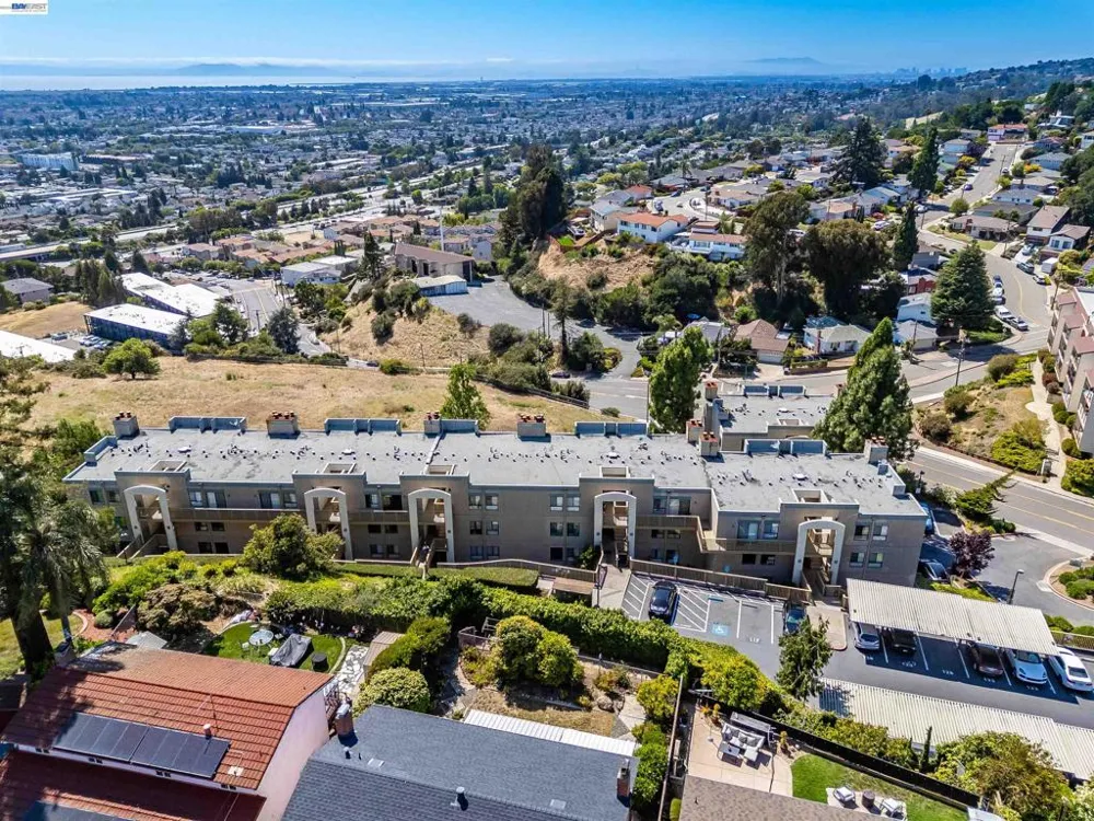 2505 Miramar Ave #114 Castro Valley, CA 94546