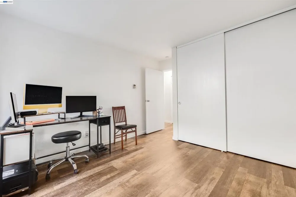 2505 Miramar Ave #114 Castro Valley, CA 94546