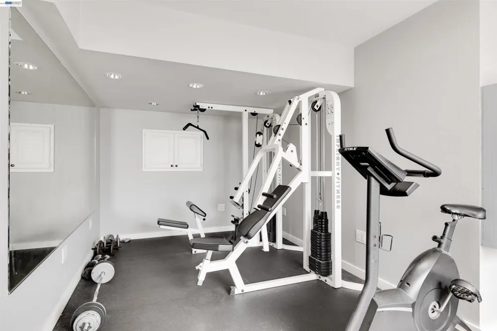 2505 Miramar Ave #114 Castro Valley, CA 94546