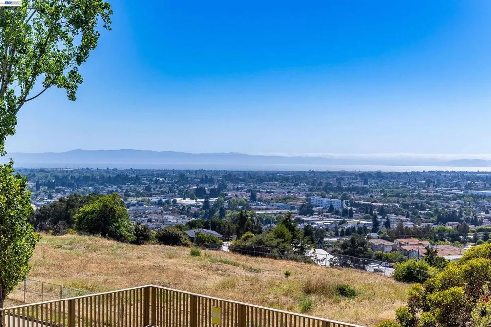 2505 Miramar Ave #114 Castro Valley, CA 94546