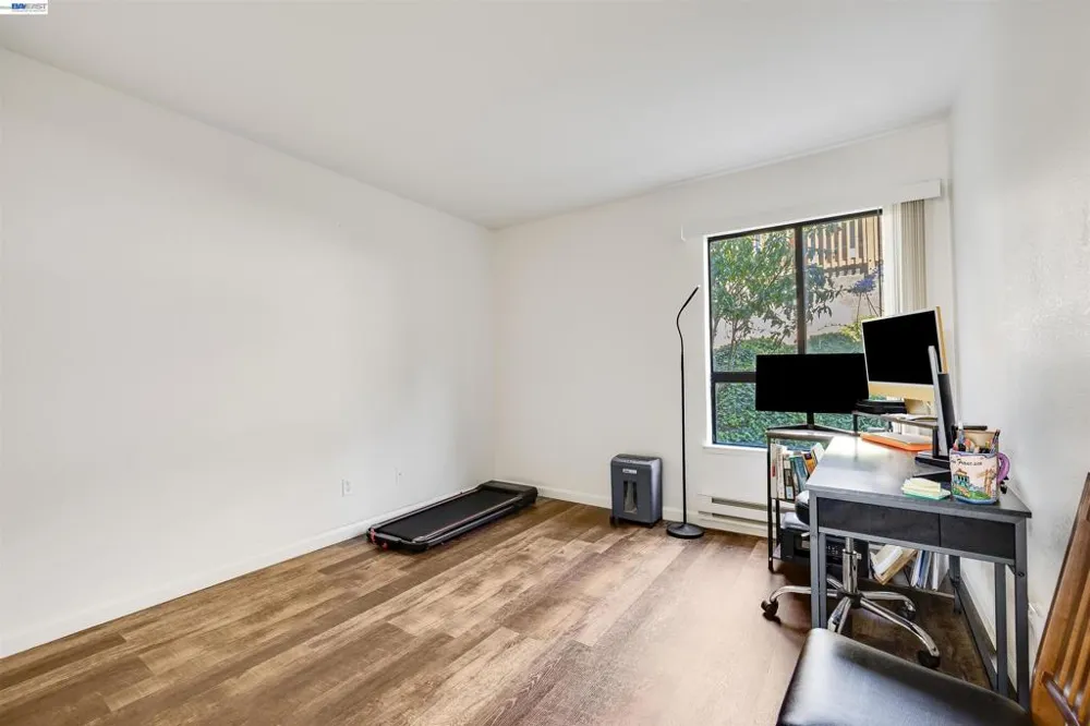 2505 Miramar Ave #114 Castro Valley, CA 94546