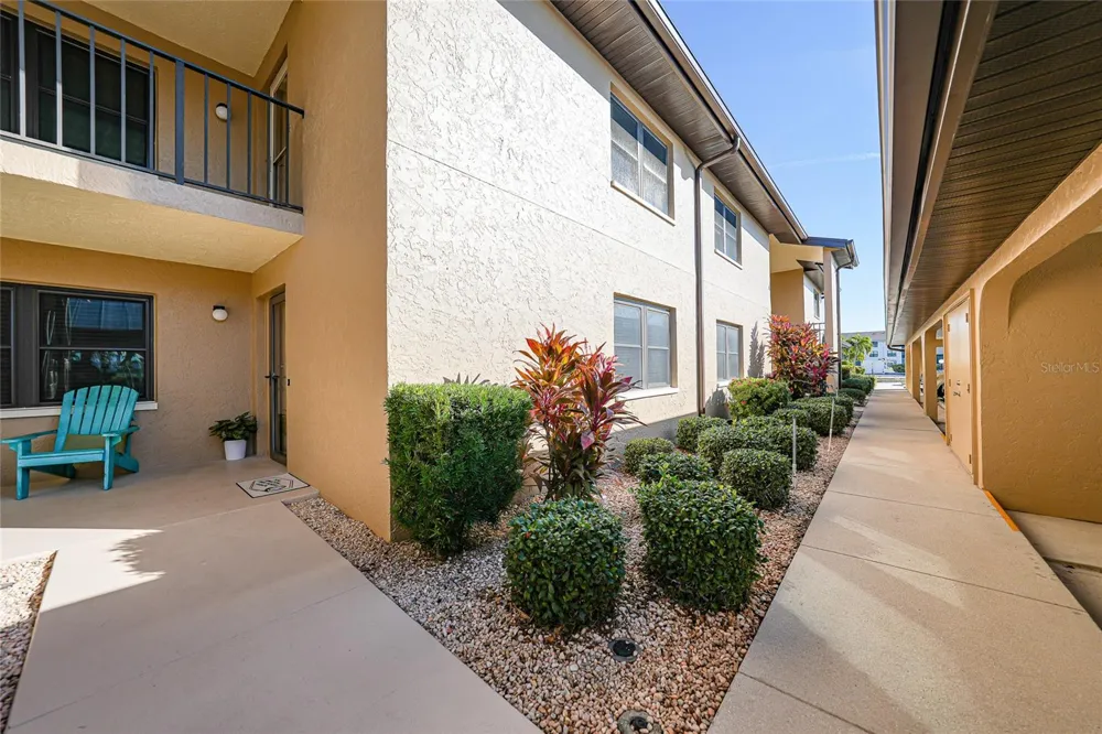 240 LEWIS CIRCLE #513 Punta Gorda, FL 33950