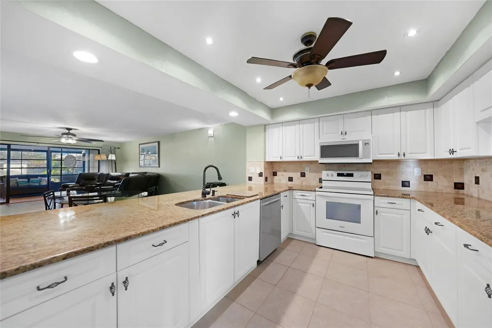 240 LEWIS CIRCLE #513 Punta Gorda, FL 33950